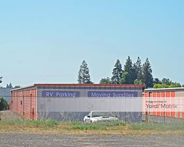 Storage Units for Rent available at 5045 North Gates Avenue, Fresno, CA 93722