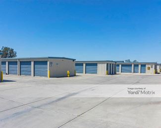 Photo 1 of Purely Storage - 671 North Plano Street, Porterville, CA