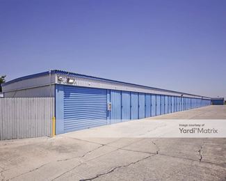 Photo 2 of SmartStop Self Storage - 7760 Lorraine Avenue, Stockton, CA