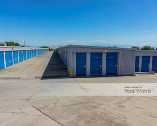 Photo 2 of Purely Storage - 8601 Kern Canyon Road, Bakersfield, CA
