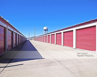 Photo 3 of Troy Storage - 104 McDonald Drive, Troy, IL