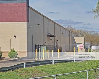 Photo 4 of Extra Space Storage - 7220 North Lindbergh Blvd, Hazelwood, MO