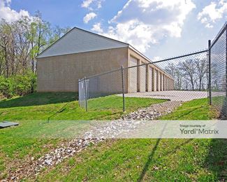 Photo 5 of A1 U Store It Self Storage - 2645 Dunn Road, Florissant, MO