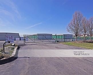 Photo 3 of Busy Bee Storage - 735 South Main Street, Caseyville, IL