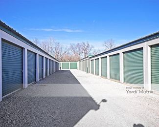 Photo 5 of Riverbend Storage - 453 West MacArthur Blvd, Cottage Hills, IL