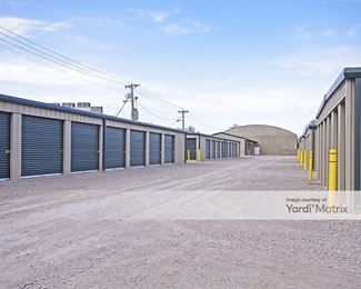 Photo 4 of Godfrey Storage Solutions - 401 Tolle Lane, Godfrey, IL