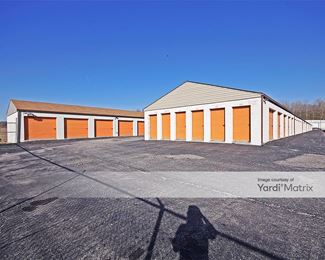 Photo 4 of Storage Rentals of America - 1 Business Center Court, Collinsville, IL