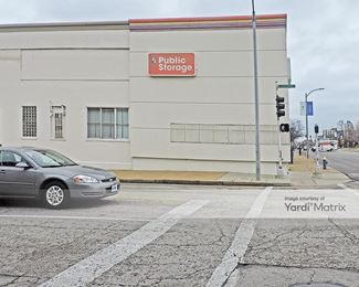 Photo 2 of Public Storage - 11 North Vandeventer Avenue, St. Louis, MO