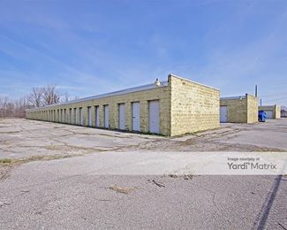 Photo 5 of Pontoon Plaza Storage - 2901 Pontoon Road, Granite City, IL