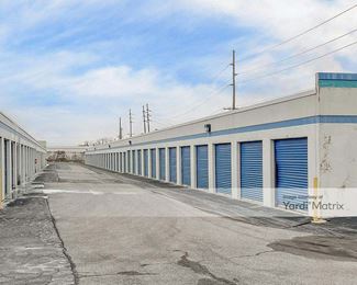 Photo 3 of Devon Self Storage - 1585 Troy O'Fallon Road, Troy, IL