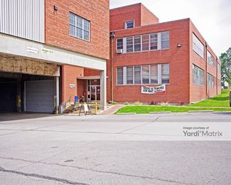 Photo 3 of Storage of America - 4327 Gustine Avenue, Saint Louis, MO