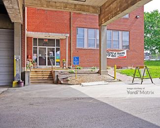 Photo 4 of Storage of America - 4327 Gustine Avenue, Saint Louis, MO