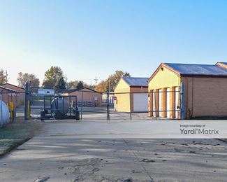 Photo 2 of StorageMart - 7900 Harrison Street, Ralston, NE