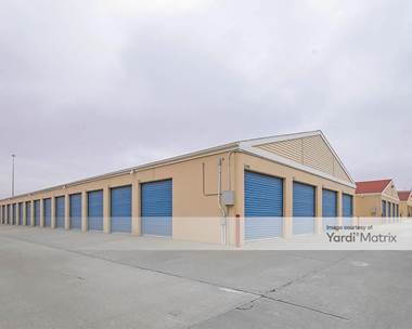 Storage Units for Rent available at 5800 Arbor Road, Lincoln, NE 68517