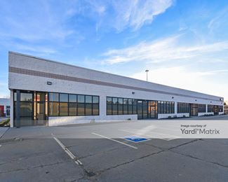 Photo 2 of StorageMart - 10010 Scott Circle, Omaha, NE