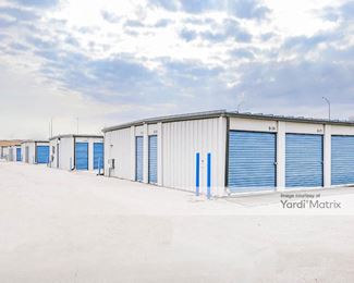 Photo 2 of Storage One - 6915 Eastport Pkwy, La Vista, NE