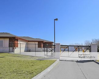 Photo 5 of Milt-s Mini Storage - 3303 North 147th Street, Omaha , NE