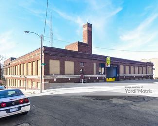 Photo 2 of Dino-s Storage - 2757 Harney Street, Omaha, NE