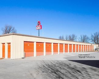 Photo 2 of Big Red Self Storage - 7001 Custer Street, Lincoln, NE