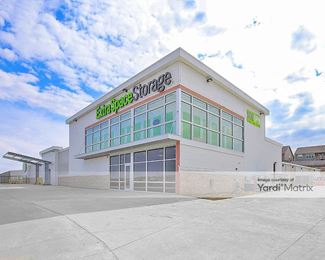 Photo 1 of Extra Space Storage - 19025 Edna Street, Omaha, NE