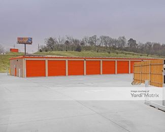 Photo 2 of DiY Storage - 22101 West Maple Road, Omaha, NE