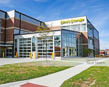Storage Units for Rent available at 7201 Maple Street, Omaha, NE 68134