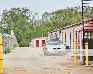 Photo 3 of Devon Self Storage - 6390 Winchester Road, Memphis, TN