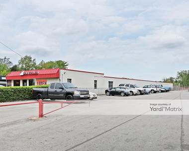 Storage Units for Rent available at 6390 Winchester Road, Memphis, TN 38115
