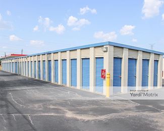 Photo 2 of Storage Rentals of America - 2700 Getwell Road, Memphis, TN
