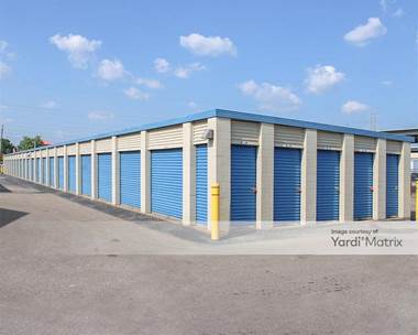 Storage Units for Rent available at 2700 Getwell Road, Memphis, TN 38118