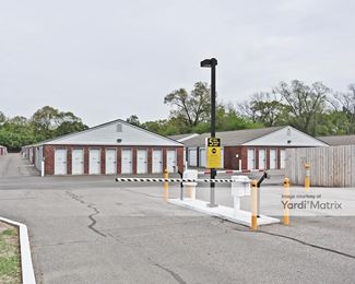Photo 2 of U-Stor Self Storage - 4700 Winchester Road, Memphis, TN