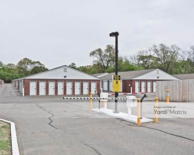 Storage Units for Rent available at 4700 Winchester Road, Memphis, TN 38118