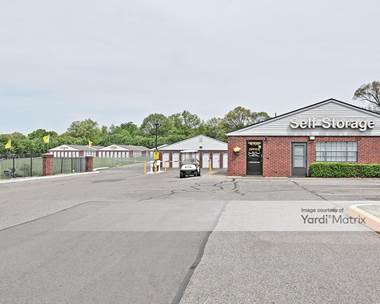 Storage Units for Rent available at 4700 Winchester Road, Memphis, TN 38118