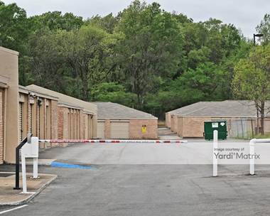 Storage Units for Rent available at 5345 Elvis Presley Blvd, Memphis, TN 38116