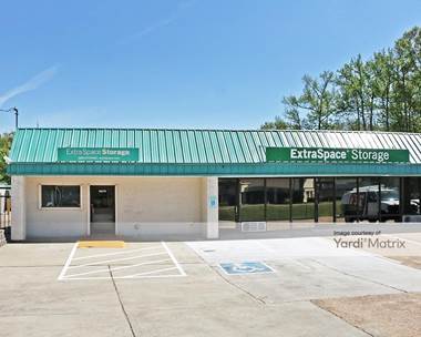Storage Units for Rent available at 5675 Summer Avenue, Memphis, TN 38134