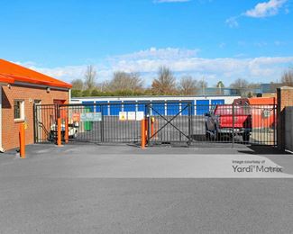 Photo 2 of Public Storage - 6504 East Raines Road, Memphis, TN