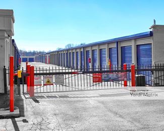 Photo 3 of Public Storage - 651 South Rowlett Street, Collierville, TN