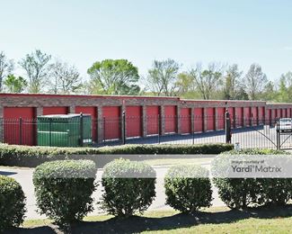 Photo 3 of Devon Self Storage - 9275 Macon Road, Cordova, TN
