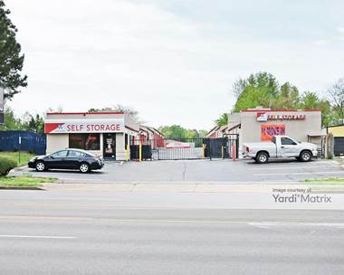Storage Units for Rent available at 4705 Winchester Road, Memphis, TN 38118