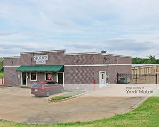 Photo 2 of Storage Station - 2987 Stateline Road West, Southaven, MS