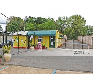 Photo 2 of Mid South Self Storage - 841 Town and Country Drive, Southaven, MS