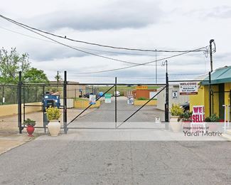 Photo 3 of Mid South Self Storage - 841 Town and Country Drive, Southaven, MS