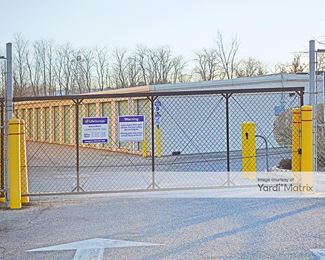 Photo 4 of Extra Space Storage - 268 Gatzmer Avenue, Jamesburg, NJ