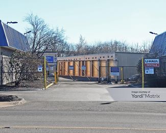 Photo 2 of Extra Space Storage - 500 Stelton Road, Piscataway, NJ