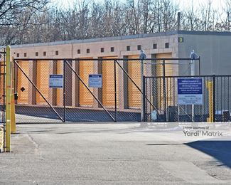 Photo 3 of Extra Space Storage - 500 Stelton Road, Piscataway, NJ