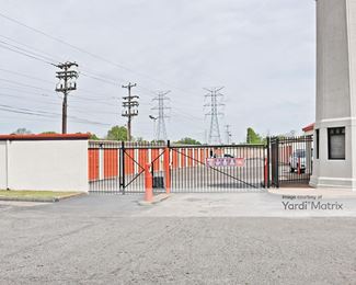 Photo 2 of Public Storage - 4500 Winchester Road, Memphis, TN