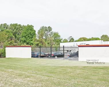 Storage Units for Rent available at 4500 Winchester Road, Memphis, TN 38118