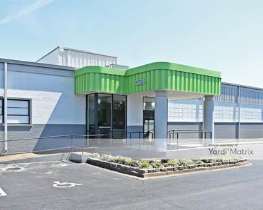 Storage Units for Rent available at 4805 Summer Avenue, Memphis, TN 38122