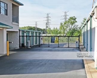 Photo 2 of Extra Space Storage - 2673 Mount Moriah Terrace, Memphis, TN