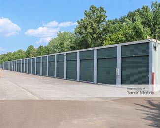 Photo 2 of Storage Rentals of America - 7279 Winchester Road, Memphis, TN